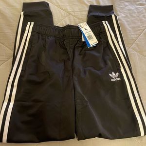 Brand new joggers